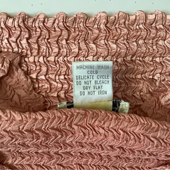 NICOLA Peach-Colored Tank Top XL Stretchy - Picture 4 of 6